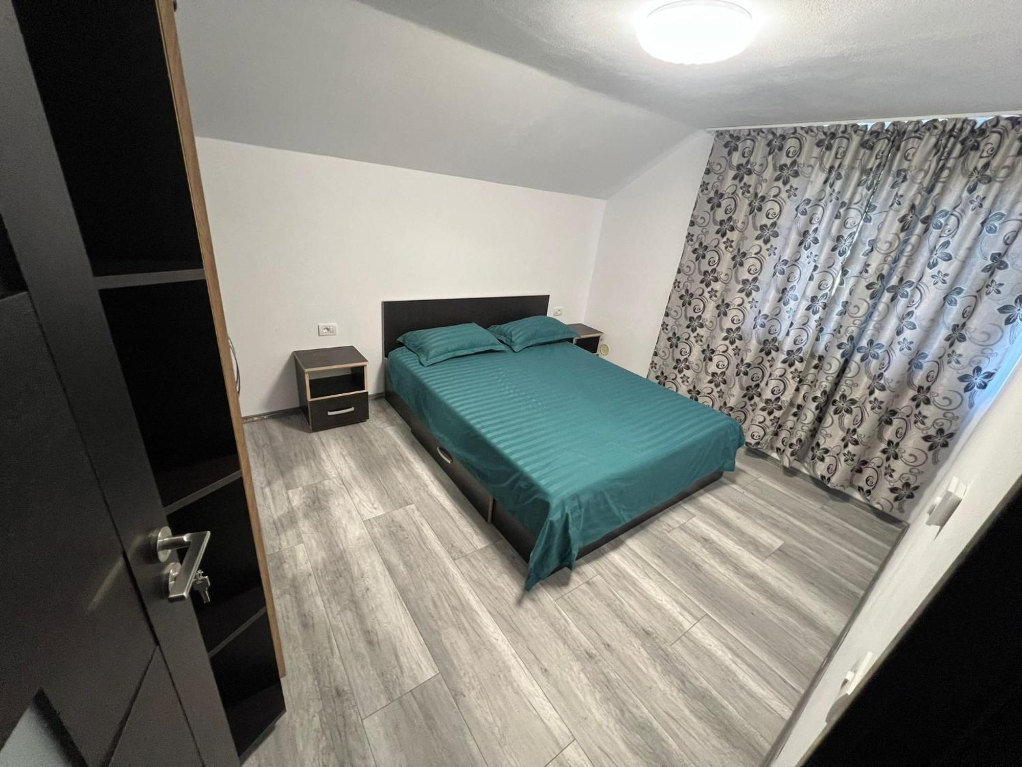 Apartament Casa Dragoeni Târgu Jiu エクステリア 写真